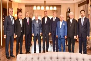 Faik Yılmaz’dan tebrik