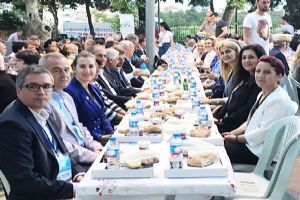 Bulgaristan göçmenleri iftarda buluştu
