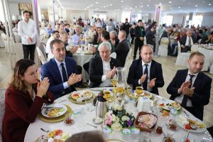 MHP'den birlik kahvaltısı