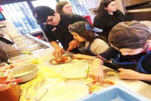 Silivri Özel Eğitim öğrencilerinin pizza deneyimi