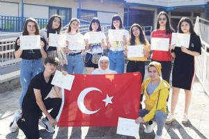 İspanya’da verimli bir eğitim ve staj sürecini tamamladılar