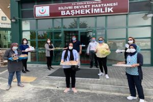AK Parti Kadın Kollarından sağlık çalışanlarına ikramlık desteği