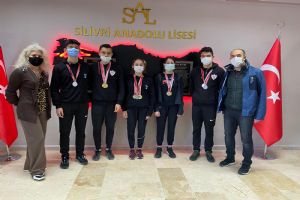 İstanbul Atletizm Şampiyonası’na birincilikleriyle imza attılar