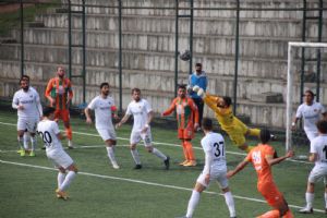 16 yaşındaki kurtarıcı Yunus Emre Kefeli 2-0