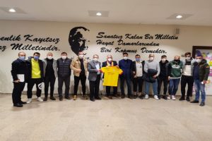 Çatalcaspor’dan Üner’e teşekkür ziyareti