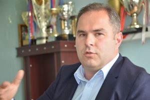Güraslan: Yiğit düştüğü yerden kalkacaktır