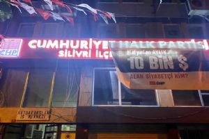 CHP’den yeni pankart eylemi
