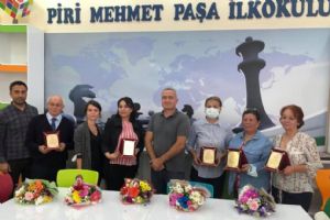 Piri Paşa İlkokulu, öğretmenlerini uğurladı