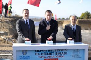 Yılmaz: Sorunları çözmeye devam edeceğiz
