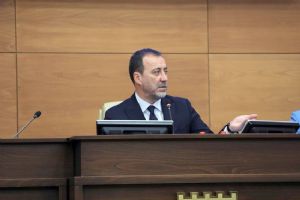 Yılmaz: Tartışmak, daha iyiyi aramak, insan olmanın alametifarikasıdır