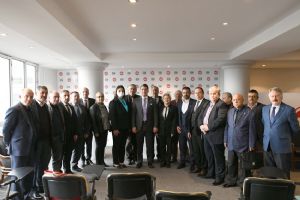 Demokratlarda Kurultay heyecanı