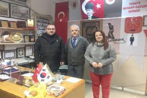 Boyunluklar askerlerimize ulaştırıldı