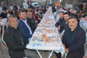 Küçük Kılıçlılar hep birlikte oruçlarını açtı