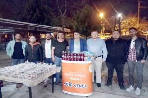AK Gençlerden Ramazan Şerbeti ikramı