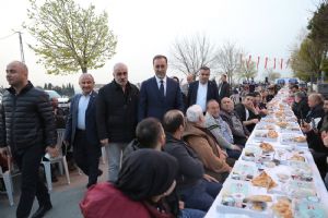 Cumhuriyet sakinleri ile bir iftar daha