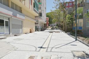 Yol tamirleri devam ediyor