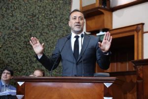 “KÖYLÜYE UCUZ SU VERMEK NEDEN ZORUNUZA GİDİYOR?”