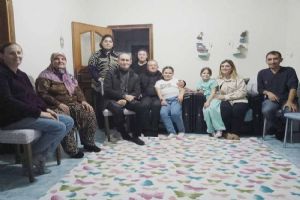 AK Kadınlar sahada