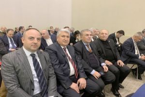 İmamoğlu’nun toplantısına katıldılar
