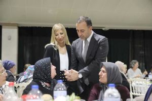 “Hanımefendiler, hep birlikte bir hikâye yazmalıyız”