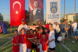 Silivri hem futbola hem de spora doyuyor