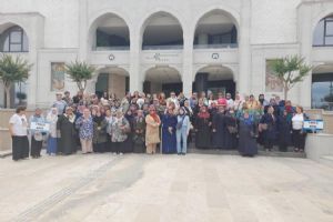 Silivrili kadınlar cami ve müzeleri geziyor