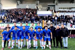 Paşa zirveyi korudu 2-2