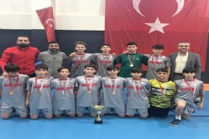 Bir şampiyonluk da Yıldız Erkek Takımından geldi