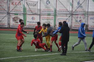 Silivrispor U-14’ler bir harikaydı 2-1