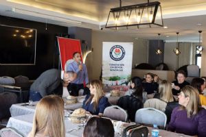 Eğitimciler Birliği kadın üyelerini kahvaltıda ağırladı