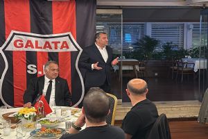 Galatalılar şampiyonluğu yemekte kutladı