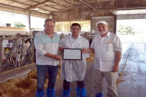 Hastalıktan Ari İşletme Sertifikası takdim edildi