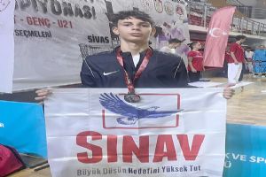 Silivrili Mehmet Faruk Ceyhan Türkiye 2’ncisi