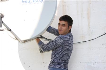 Uydu Dünyası; Büşra