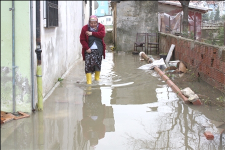 İski Gelmeyince, İş Başa Düştü