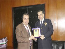 Emniyetten,  Kaymakamlığa Teşekkür