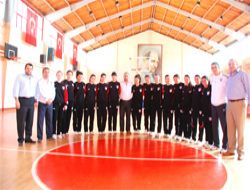 Voleybola Emek Desteği
