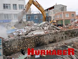 Kaçaklar Yerle Bir