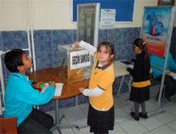 Fatih Koleji Okul Başkanını Seçti