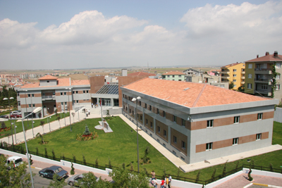 İşçiler Tazminat Hakları İçin Belediyenin Kapısına Dayandı