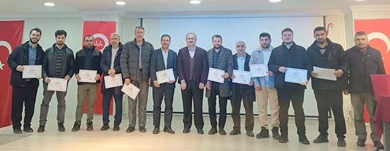 Silivri Müftüsü Sağlam'dan cami görevlilerine Başarı Belgesi