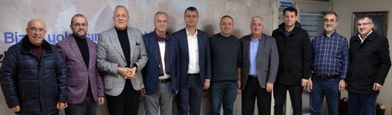 Silivri’de siyasi isimlerden Ak Parti Teşkilatına hayırlı olsun ziyareti