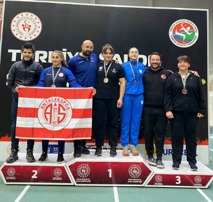 Silivri Anadolu Lisesi öğrencisi Cansu Rabia Altundal, Türkiye 3’üncüsü