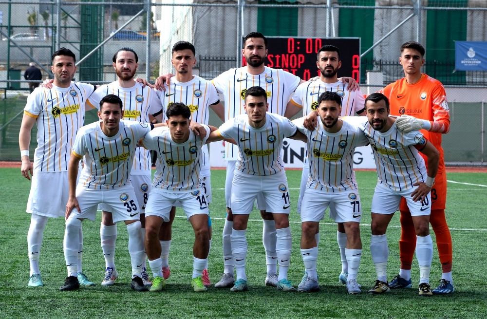 Sinopspor kendini zorlamadan 3-0