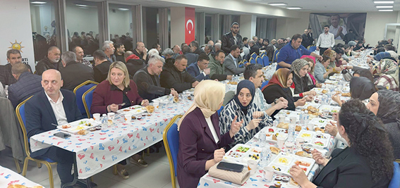 Silivri AK Parti Teşkilatı Sahur Sofrasında buluştu
