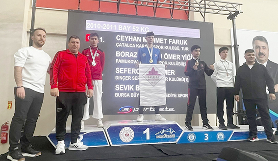 Silivrili Mehmet Faruk Ceyhan’dan Altın Madalya