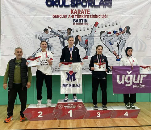 Silivrili Duru Azra Türkmen Türkiye 3’üncüsü oldu