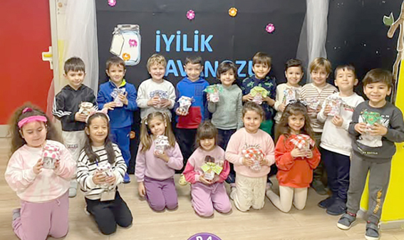 Silivri Odak Koleji Öğrencilerinden “İyilik Kavanozu” etkinliği
