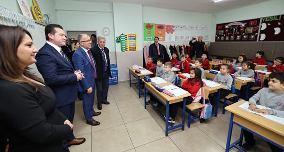 Silivri Belediye Başkanı Balcıoğlu'ndan öğrencilere bayram ziyareti