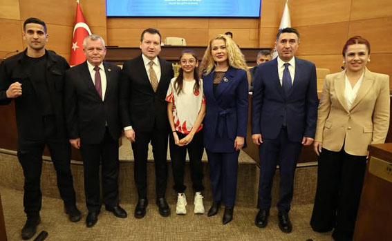 Silivri Çizgi Koleji öğrencisi Almira Maral Cansın Kösedağ’a gururlandıran ödül